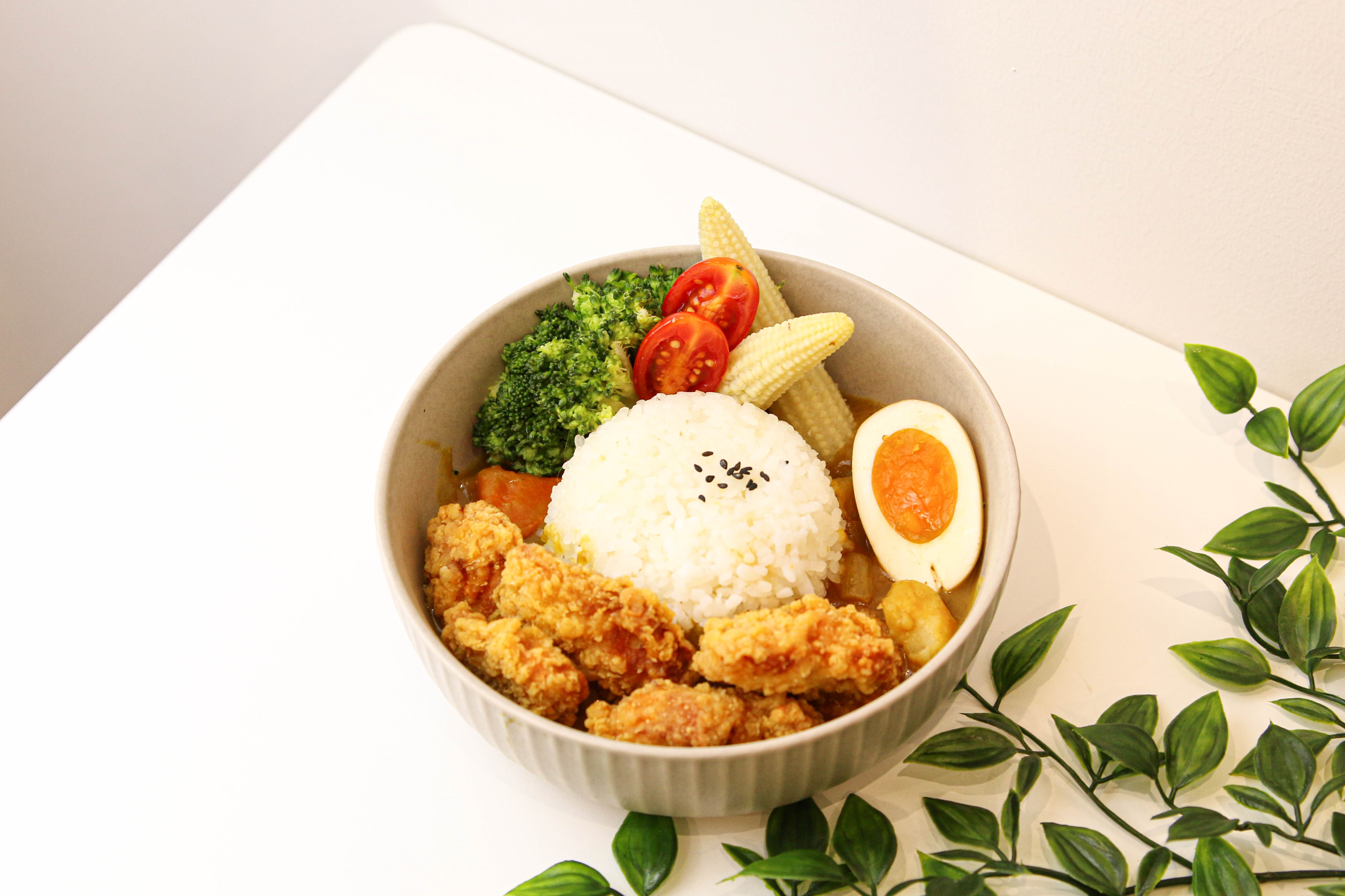 酥炸唐揚雞咖哩 (辣味/原味)